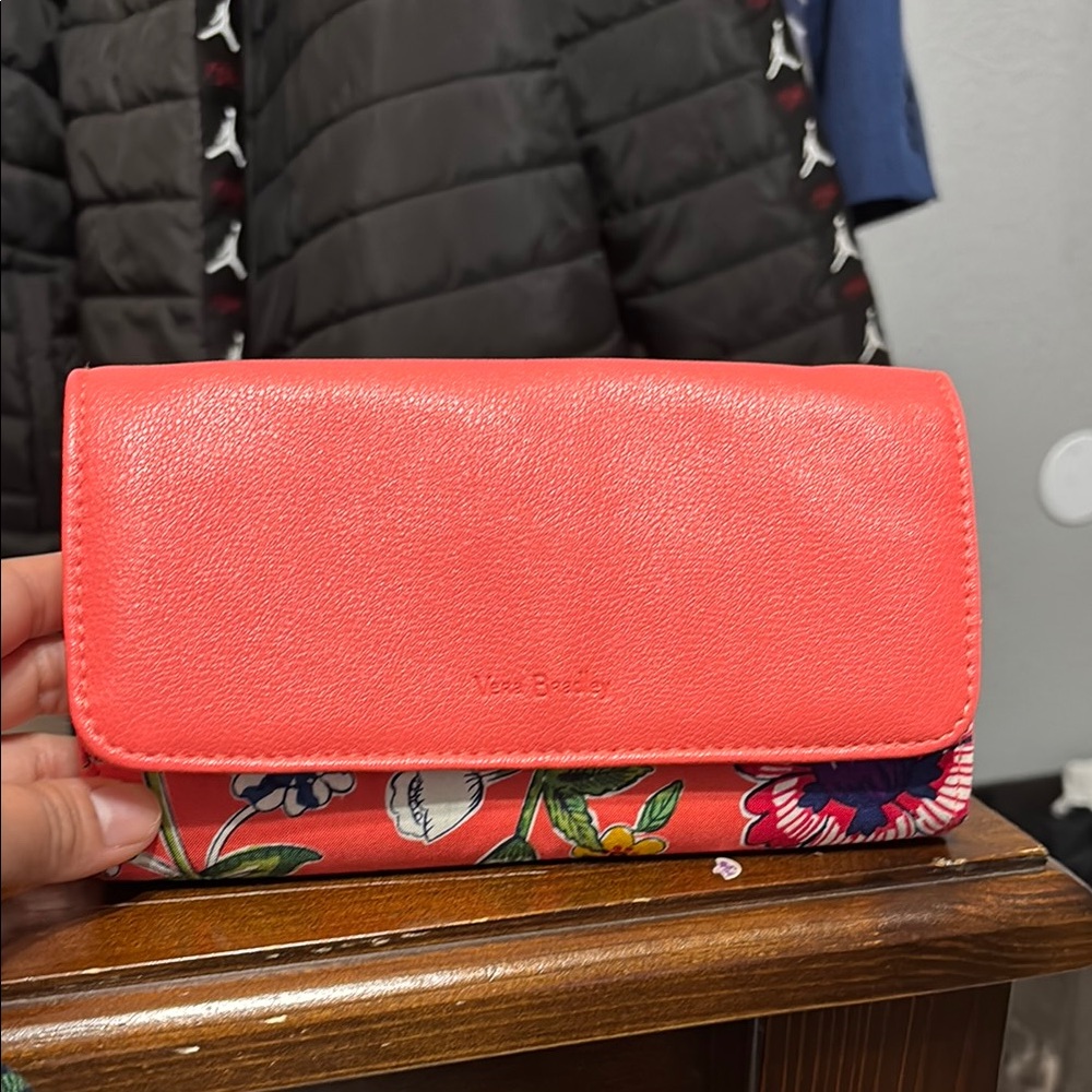 Vera Bradley Coral Floral Women's Wallet